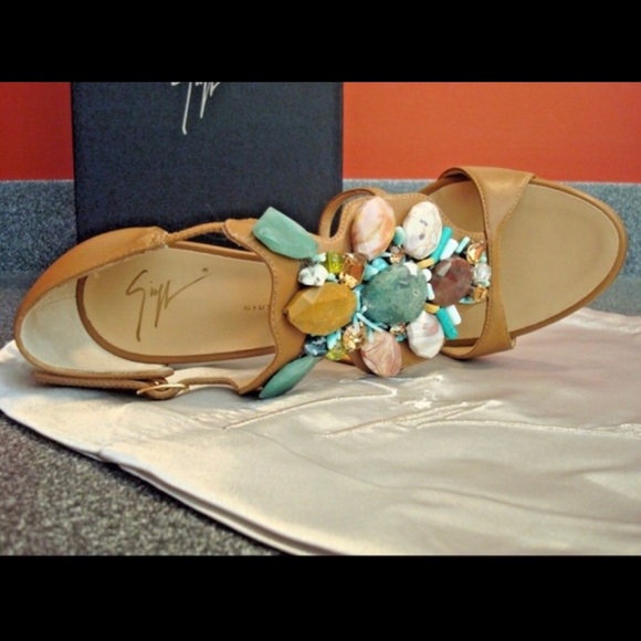 Giuseppe Zanotti Jeweled heels 7.5 - Picture 5 of 5